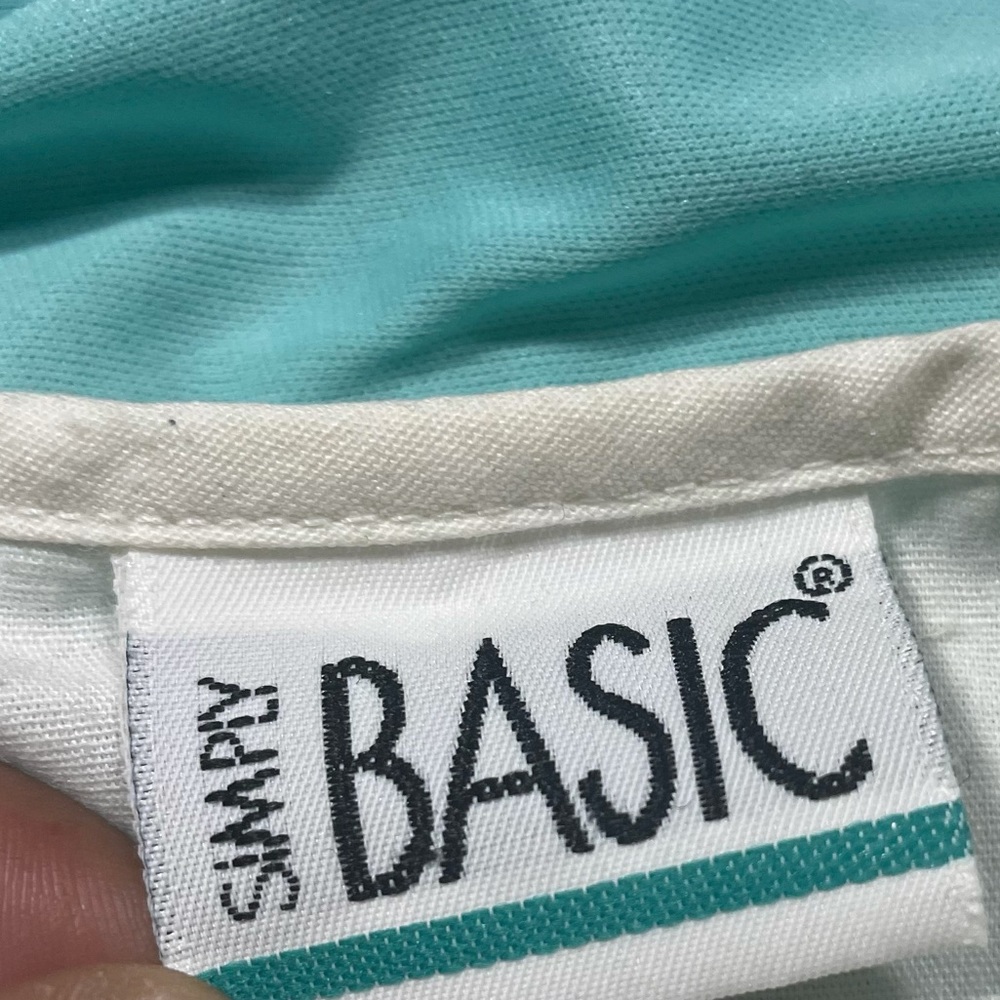 White Simply Basic Scrub Jacket - Picture 3 of 5